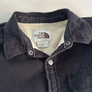 Northface Men’s Sweatshirt.